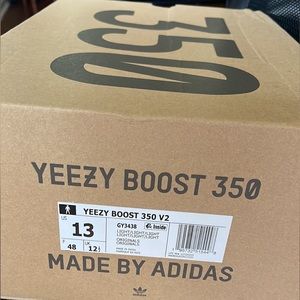 Yeezy350v2 “light” Size 13